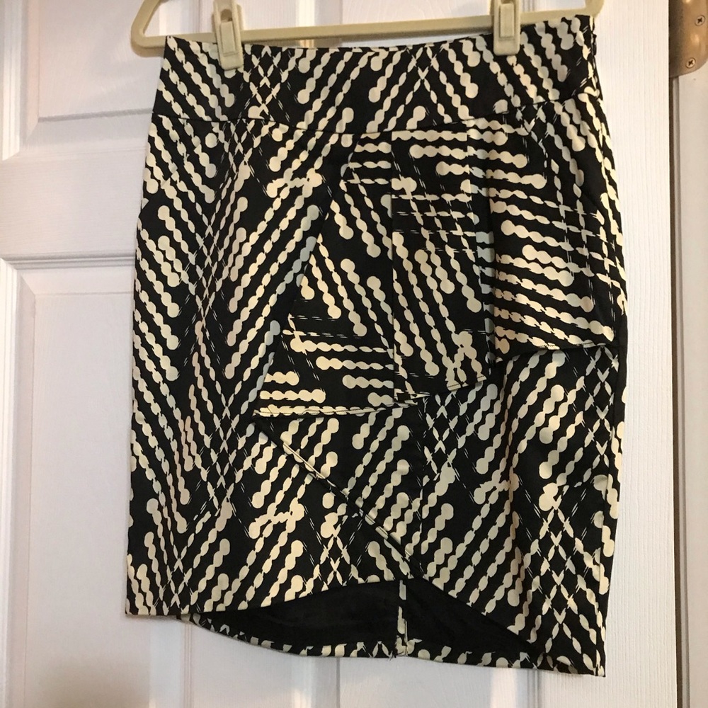 Fun, flattering skirt